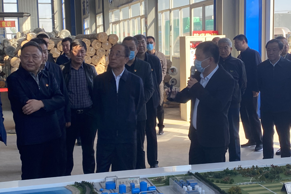 省人大常委會副主任楊忠林及省人大調研組領導蒞臨一諾環(huán)保產(chǎn)業(yè)園考察調研工作